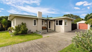 29 Manuka Street, Otaki Beach, Otaki - Carousel 1
