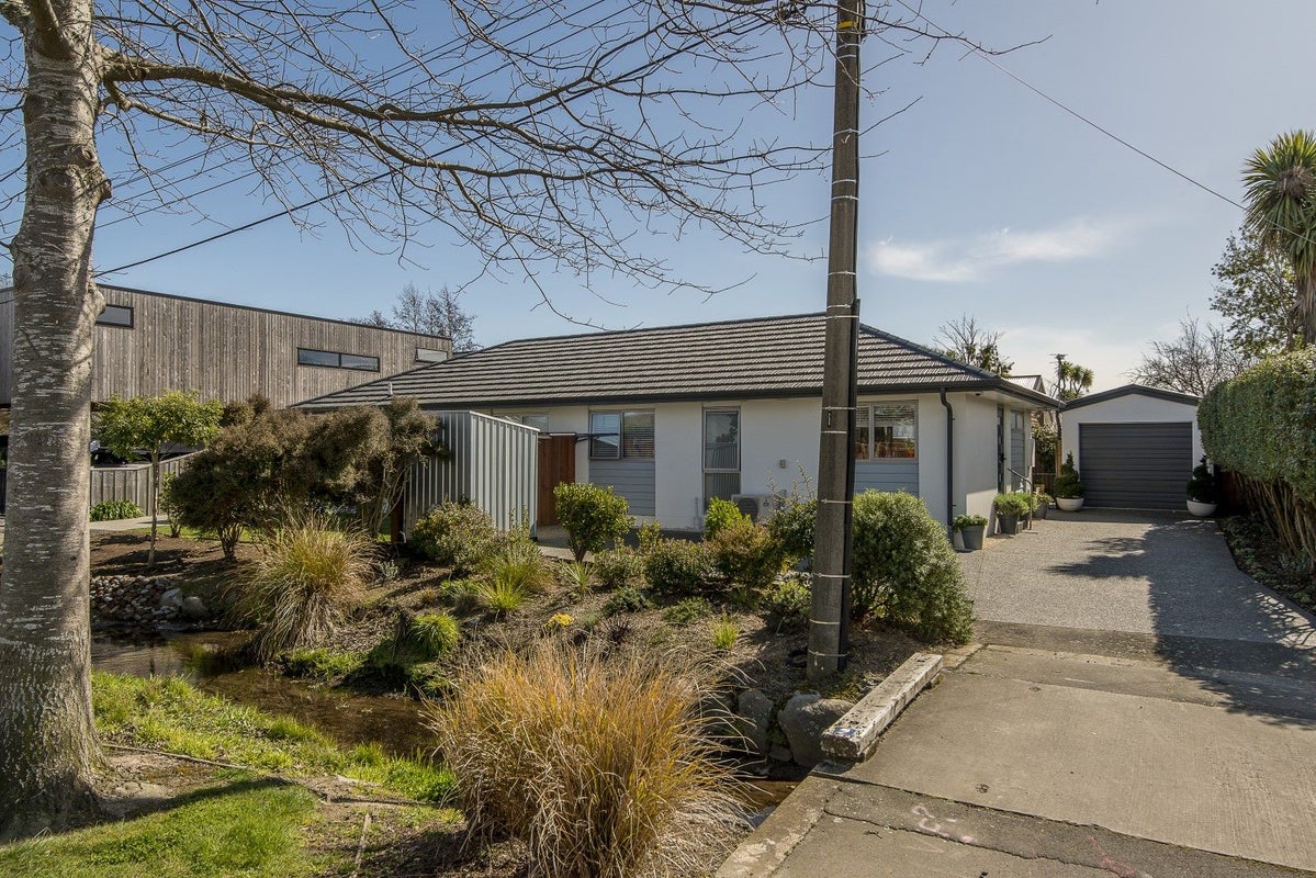 2/55 Edward Avenue, Edgeware, Christchurch - Carousel 1