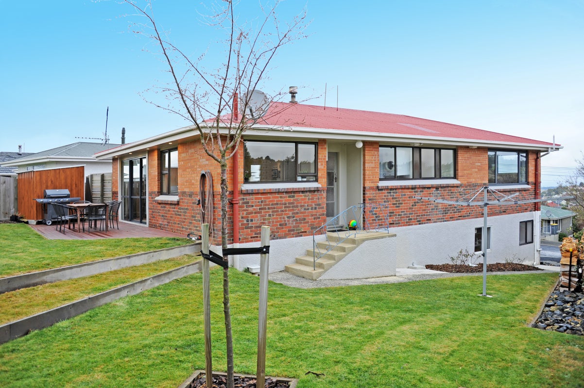 15 Salmond Street, Halfway Bush, Dunedin - Carousel 11