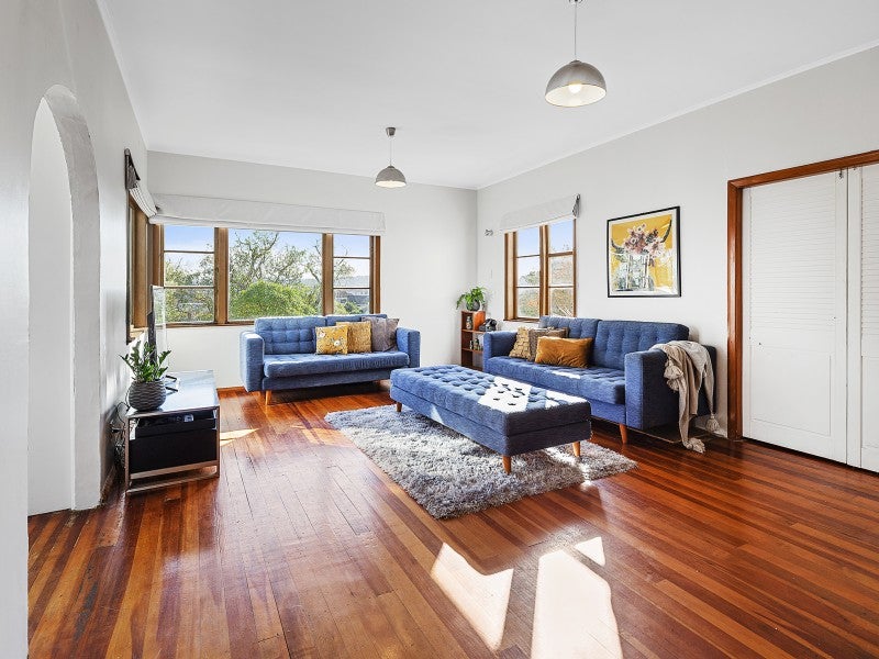 15A Tio Tio Road, Miramar, Wellington - Carousel 2