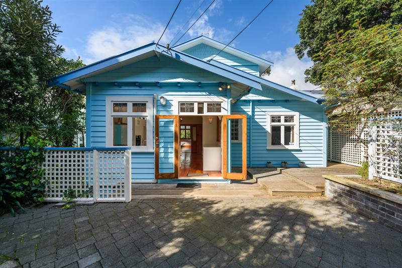 105 Inglis Street, Seatoun, Wellington - Carousel 1
