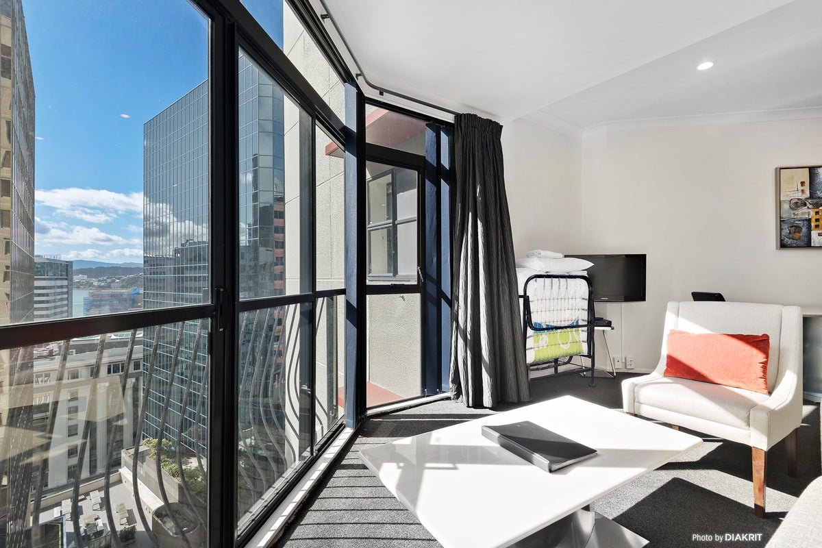 7E/120 The Terrace, Wellington Central, Wellington - Carousel 2