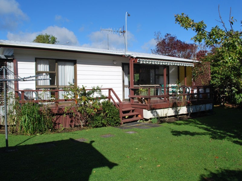 1 Rimu Road, Raumati Beach, Paraparaumu - Carousel 1