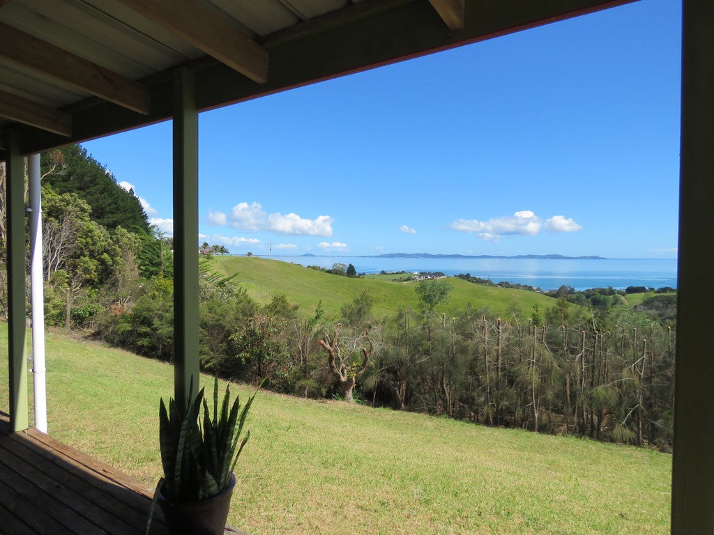21 Spicer Road, Cable Bay, Cable Bay - Carousel 1