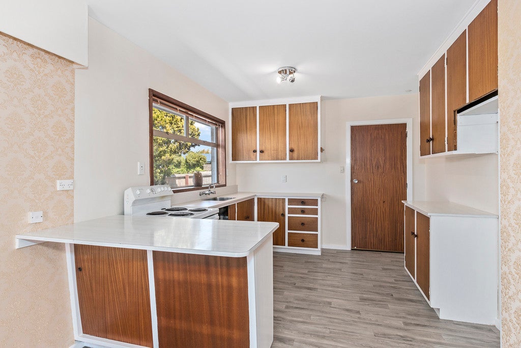 106 Eureka Street, Aranui, Christchurch - Carousel 2