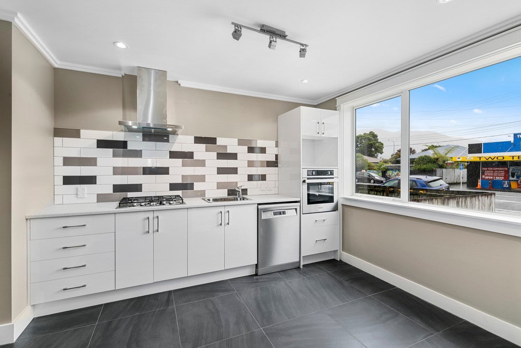 221 Knights Road, Hutt Central, Lower Hutt - Carousel 2