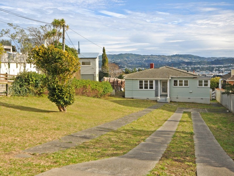 105 Seatoun Heights Road, Seatoun, Wellington - Carousel 1