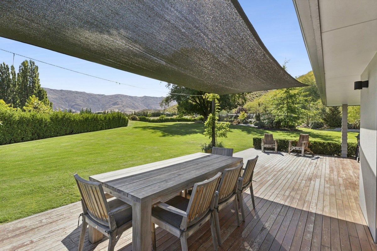 20 Sugarloaf Drive, Mount Pisa, Cromwell - Carousel 1