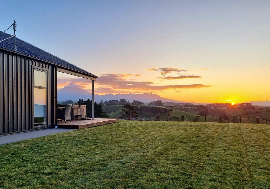 390 Hursthouse Road, Tarurutangi, New Plymouth - Carousel 1