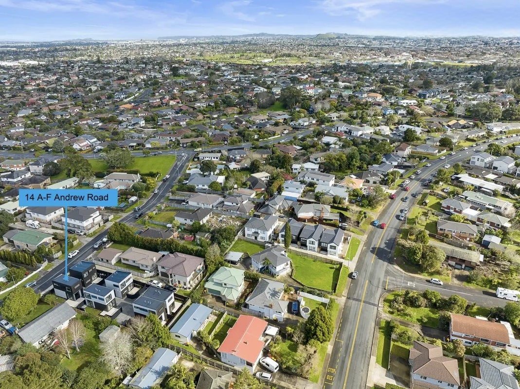 14D Andrew Road, Howick, Auckland - Carousel 11