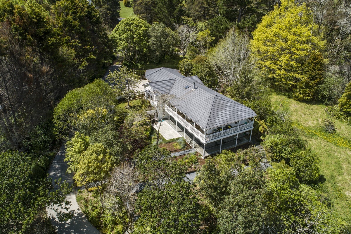 1A Cochran Road, Oratia, Auckland - Carousel 2