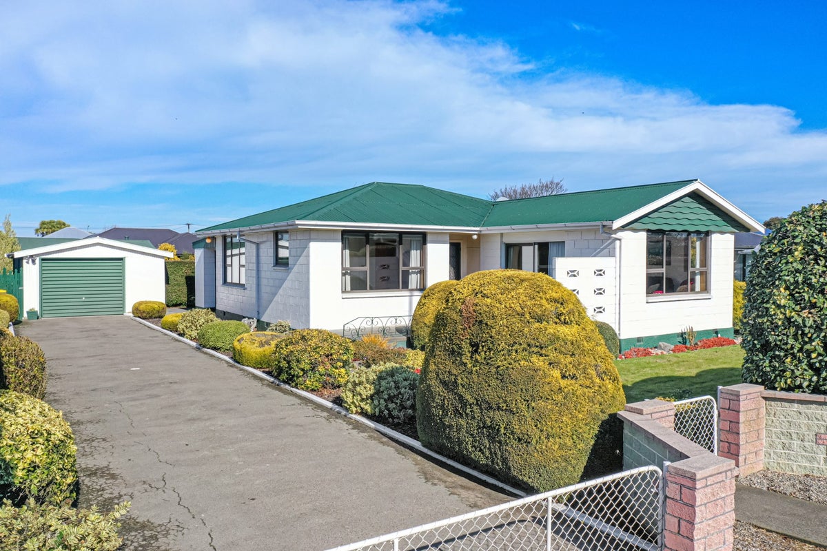 153 Archibald Street, Tinwald, Ashburton - Carousel 1