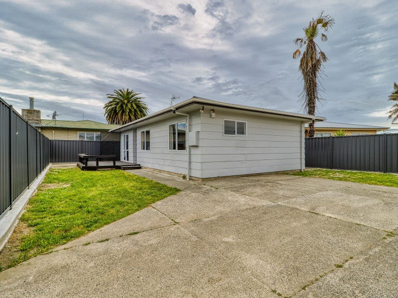 2/66 BLEDISLOE RD, MARAENUI, NAPIER - Carousel 1