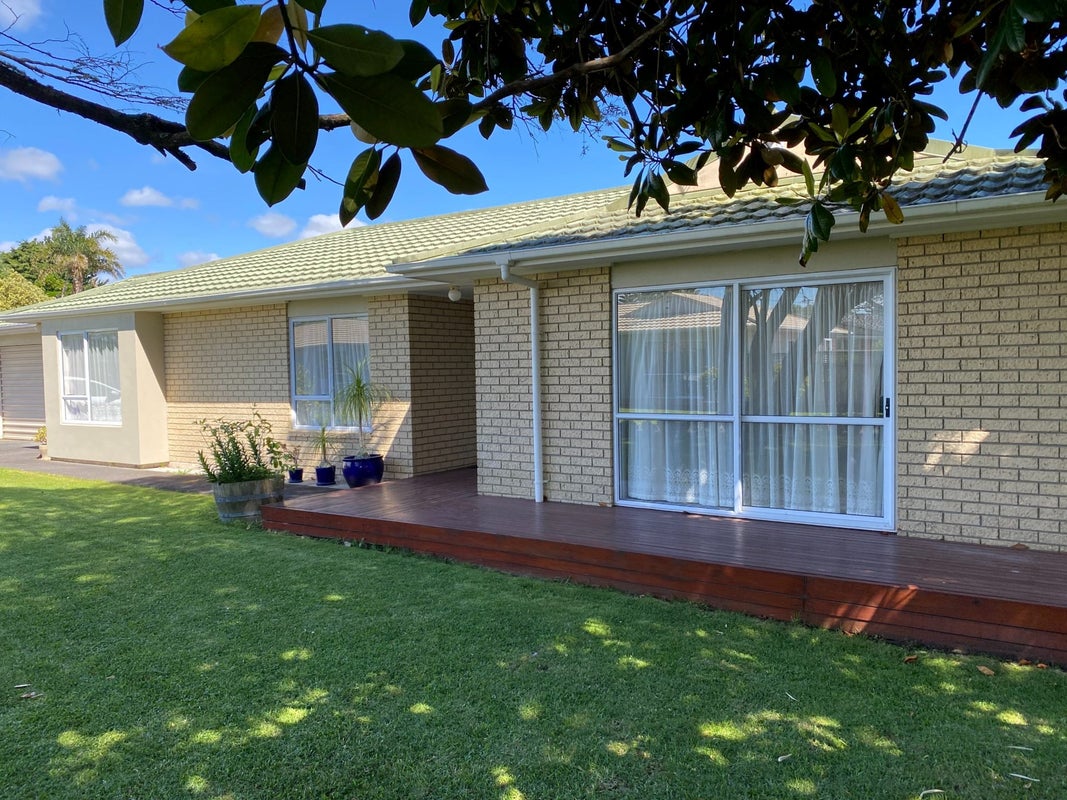 8K Rathgar Road, Henderson, Auckland - Carousel 2