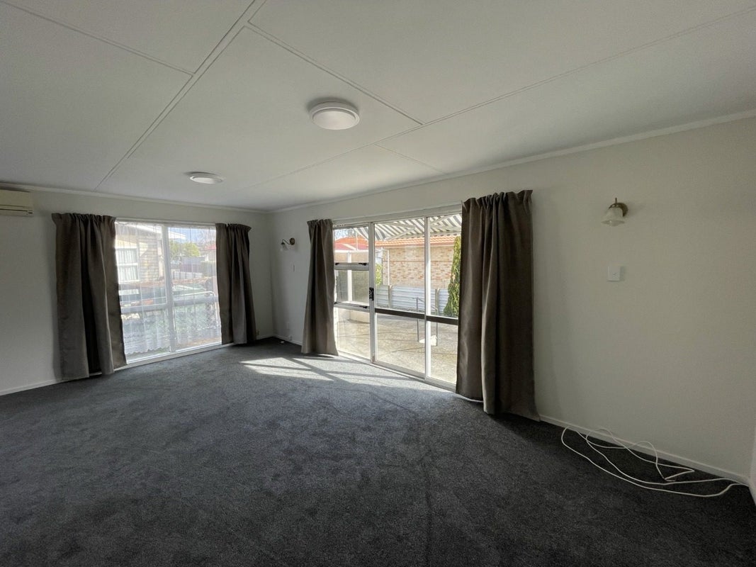 3/32 Field Street, Aramoho, Whanganui - Carousel 2