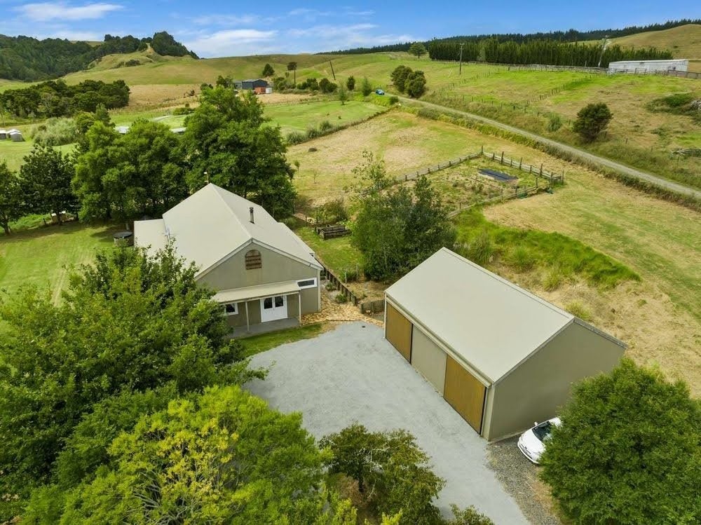 540 Burnside Road, Kaukapakapa - Carousel 1