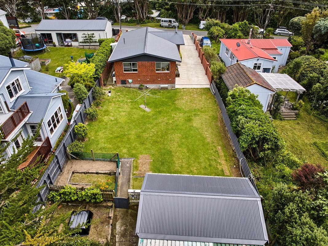 2 Te Motu Road, Pukerua Bay, Porirua - Carousel 2