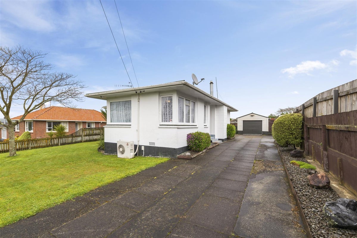 22 Roosevelt Road, Western Heights, Rotorua - Carousel 2