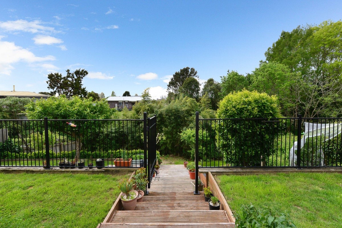 7A Stewart Place, Melville, Hamilton - Carousel 1