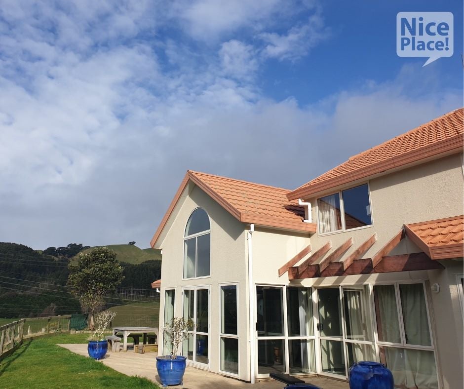 419 Takapu Road, Takapu Valley, Wellington - Carousel 1