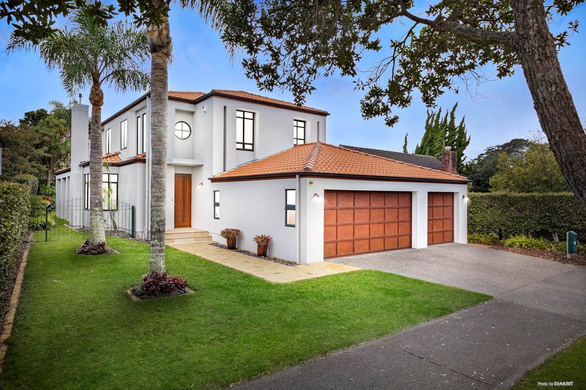 10 Evesham Avenue, Glendowie, Auckland - Carousel 1