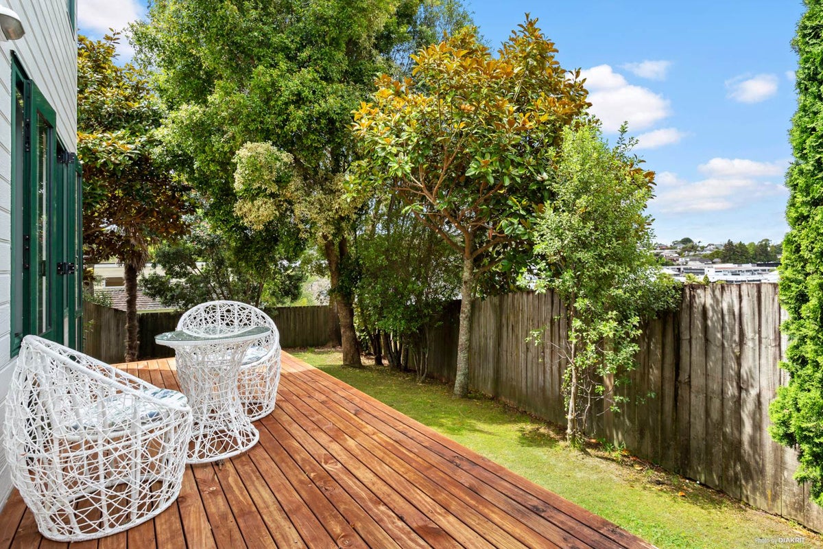3/27 Ludlow Terrace, Totara Vale, Auckland - Carousel 2