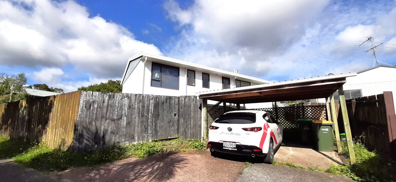 16 Maywood Crescent, Glen Eden, Auckland - Carousel 13