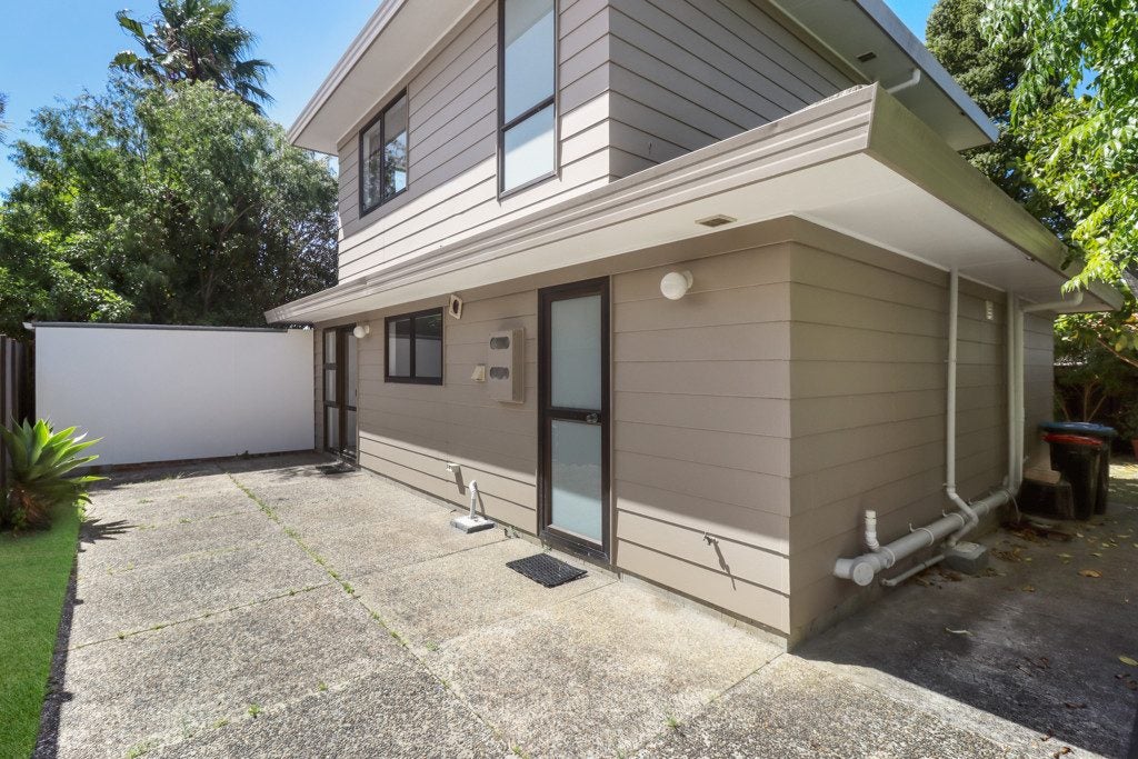 94A Huia Road, Point Chevalier, Auckland - Carousel 14