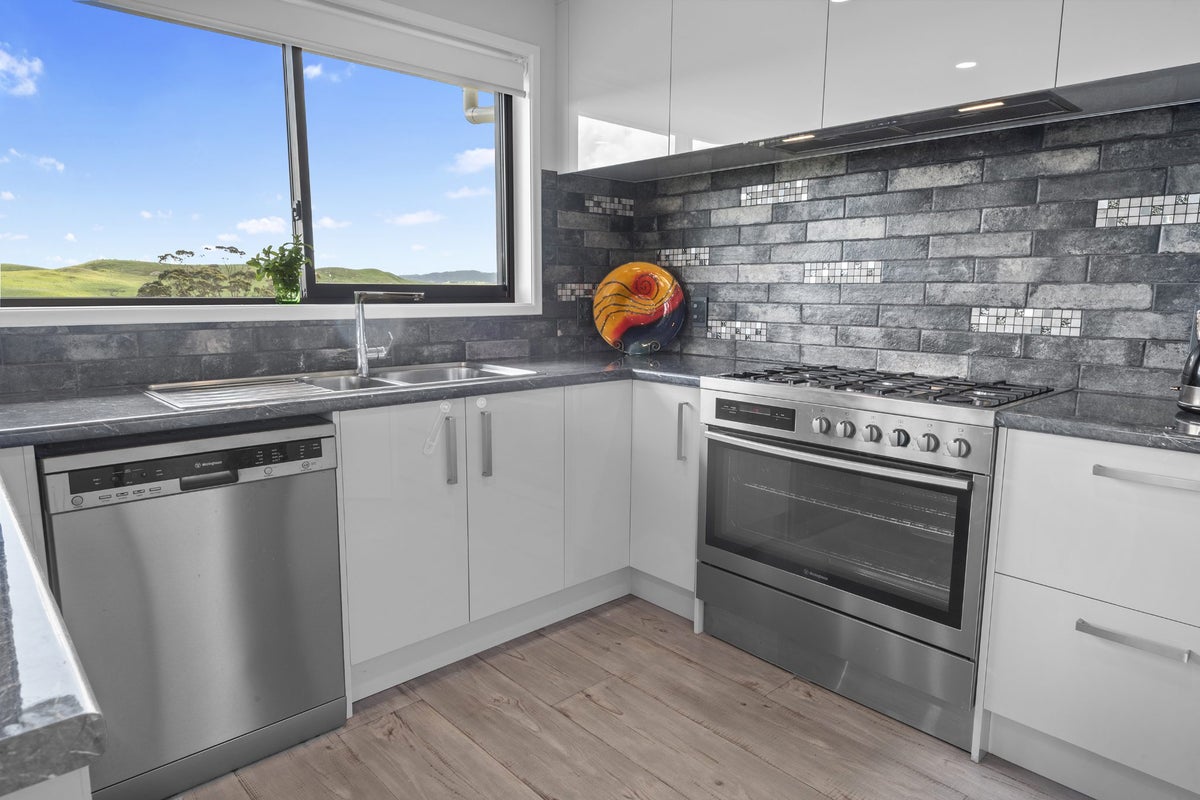 1272 State Highway 1, Oakleigh, Whangarei - Carousel 2
