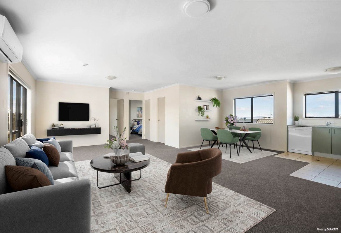175/172 Mcleod Road, Te Atatu South, Auckland - Carousel 2