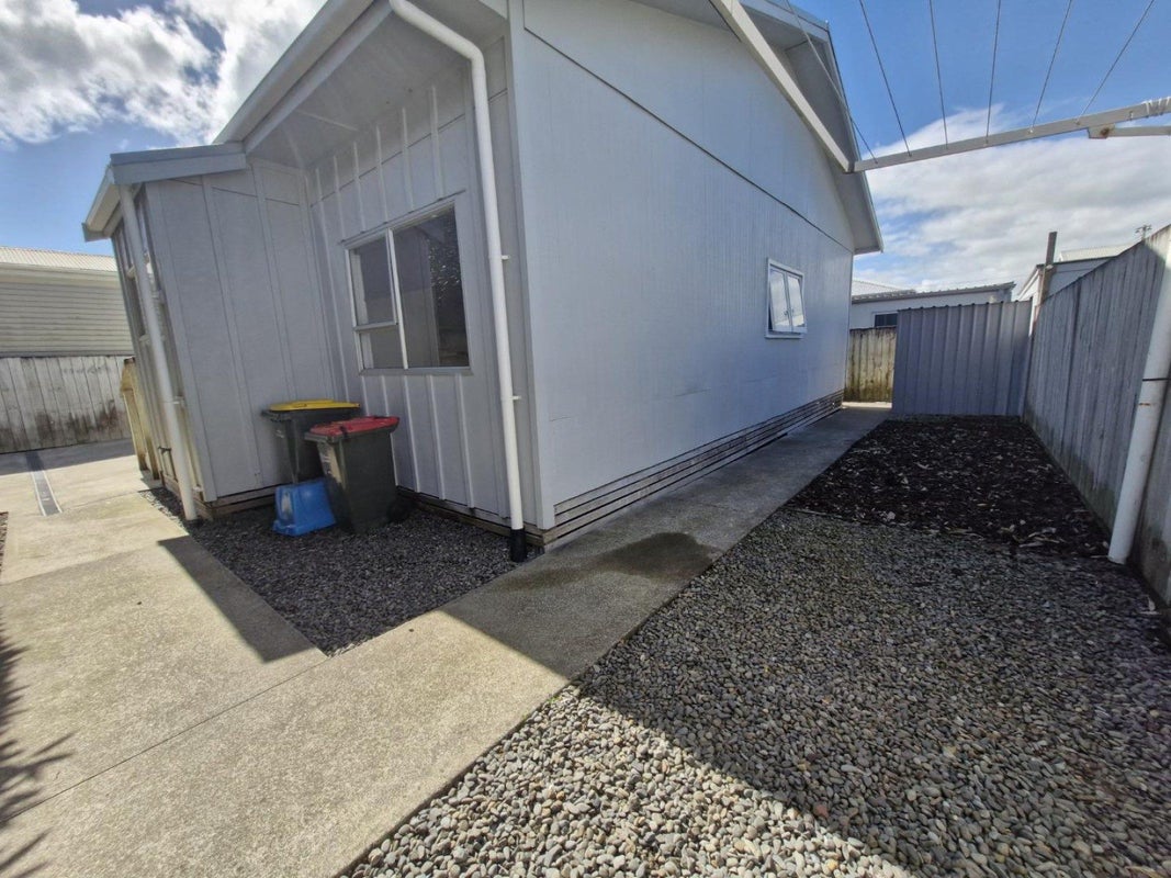 11 Richmond Street, Fitzroy, New Plymouth - Carousel 13