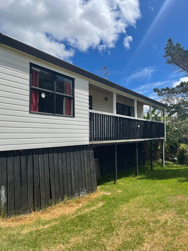 2/31 St Leonards Road, Kelston, Auckland - Carousel 2