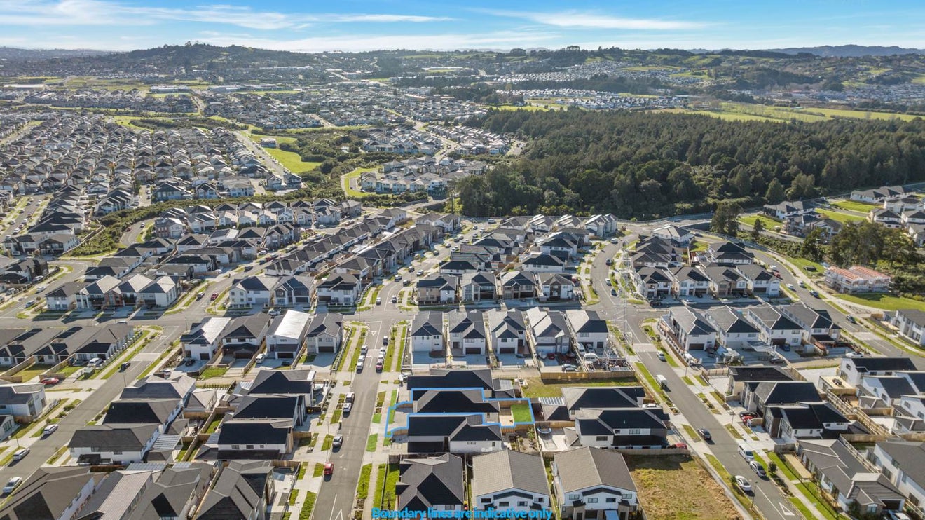 6 Ballyliffin Drive, Flat Bush, Auckland - Carousel 1