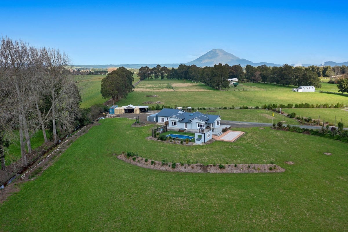195A Hallett Road, Otakiri, Whakatane - Carousel 1