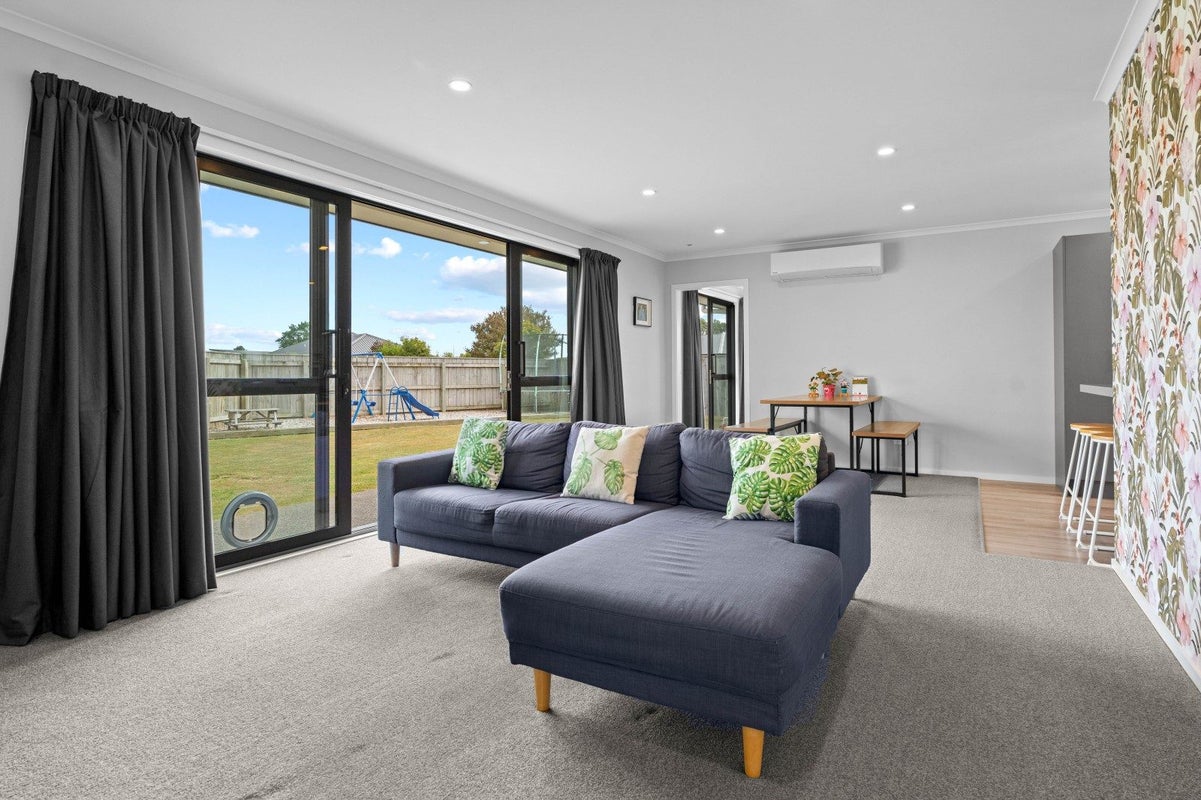 1 Mitre Way, Solway, Masterton - Carousel 2