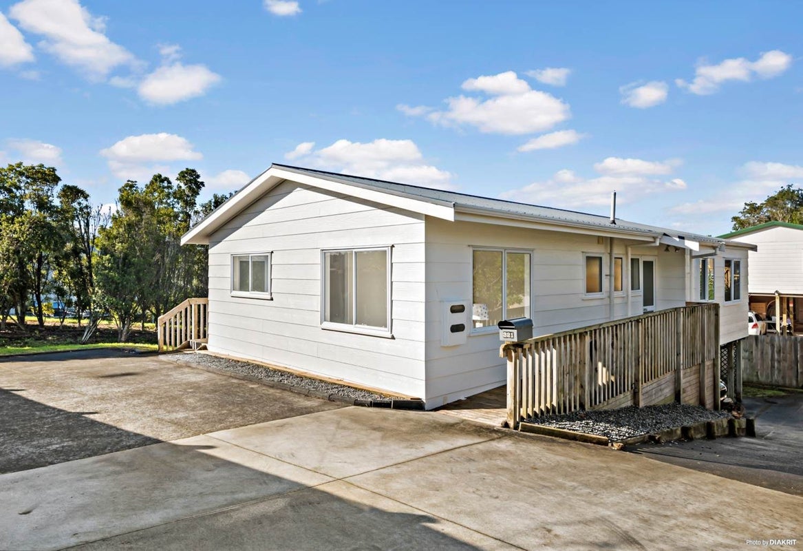 321 Albany Highway, Rosedale, Auckland - Carousel 1