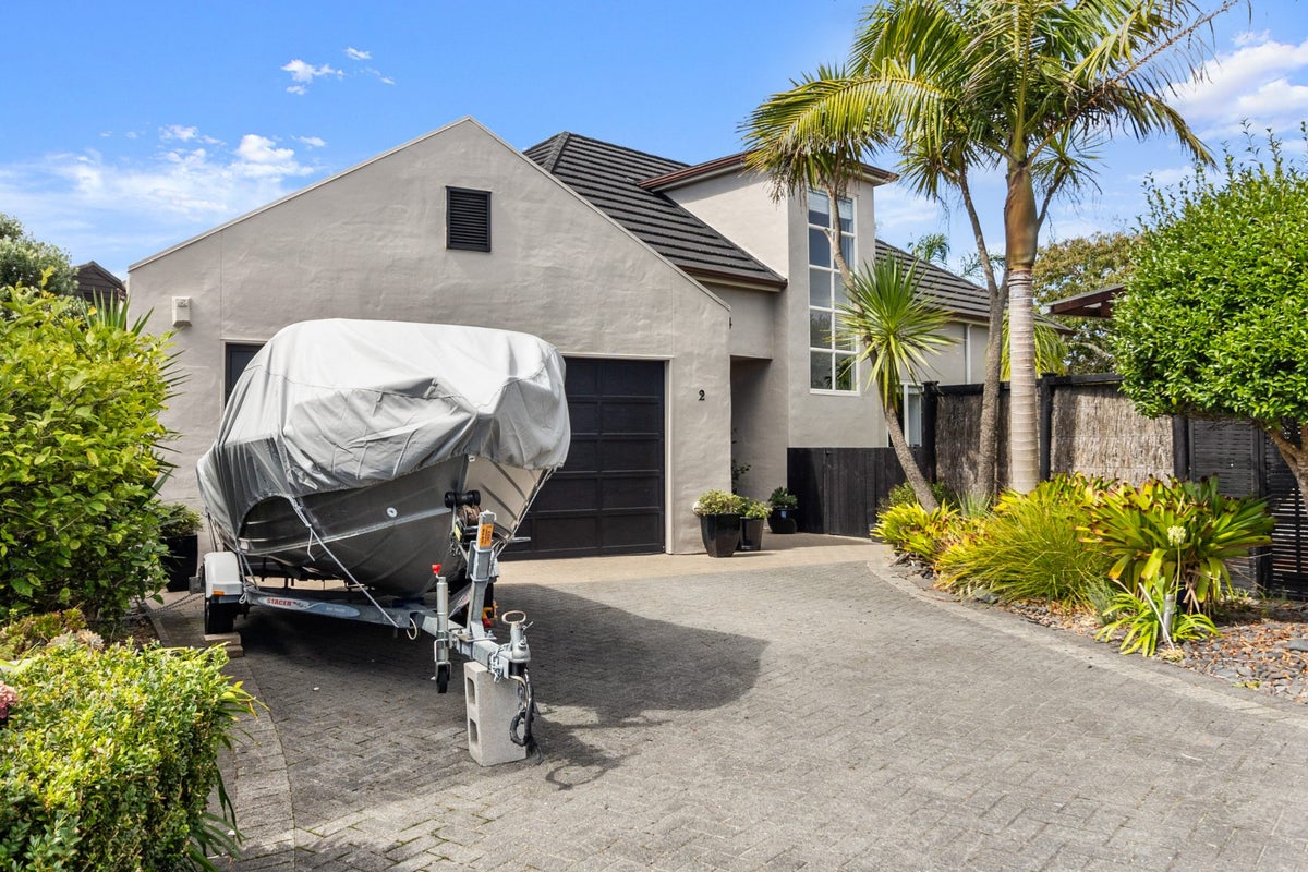 17 Eaglemont Drive, East Tamaki Heights, Auckland - Carousel 23