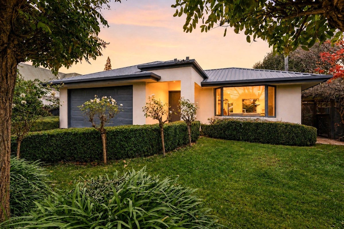 54 Oxley Avenue, St Albans, Christchurch - Carousel 28