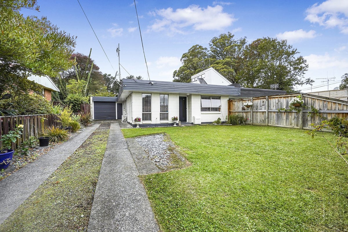 33 Anthony Crescent, Bader, Hamilton - Carousel 1