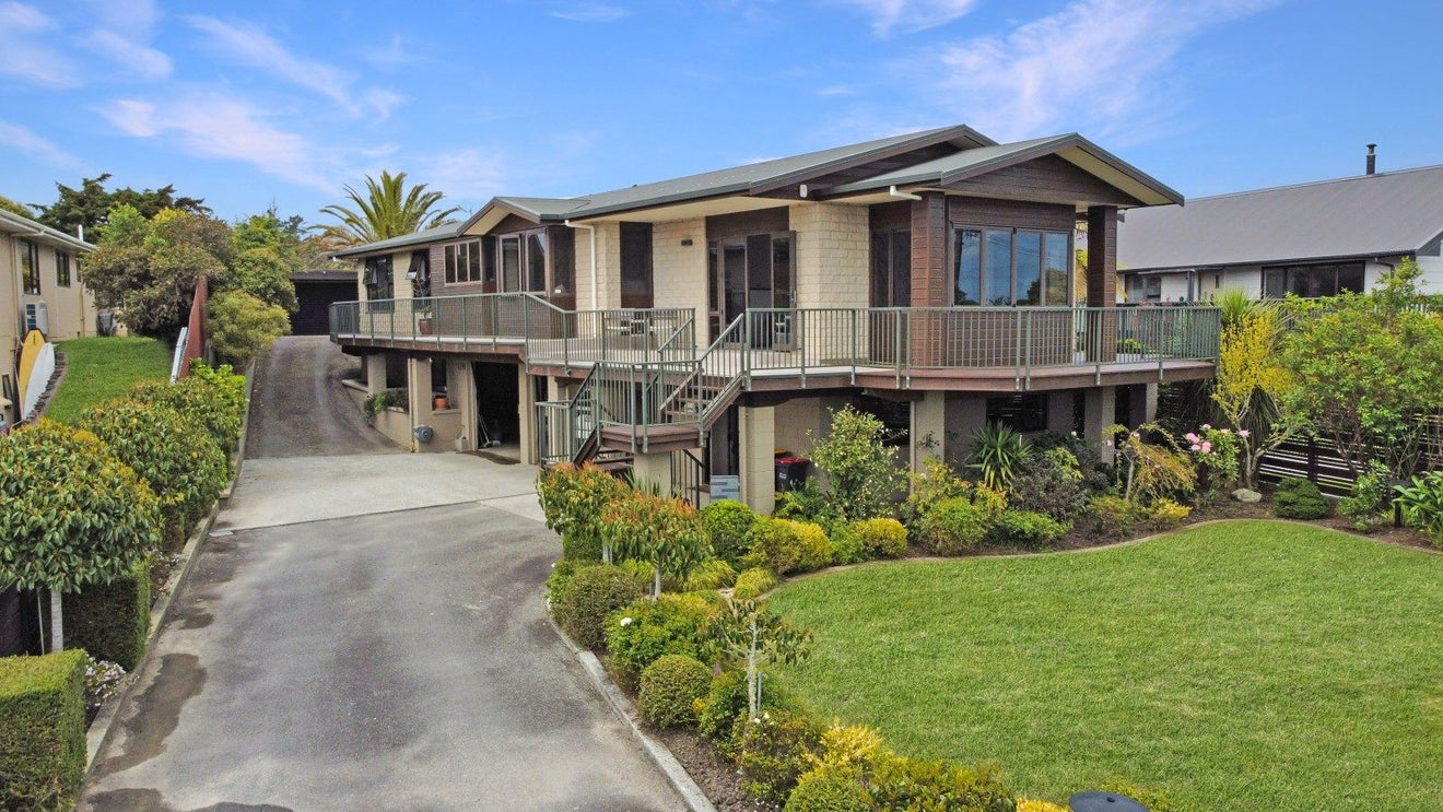 10 Gilbert Road, Paroa, Greymouth - Carousel 1