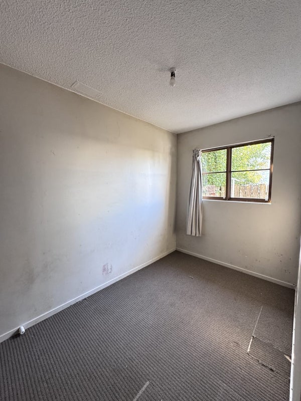 9/3 Rossgrove Terrace, Mount Albert, Auckland - Carousel 1