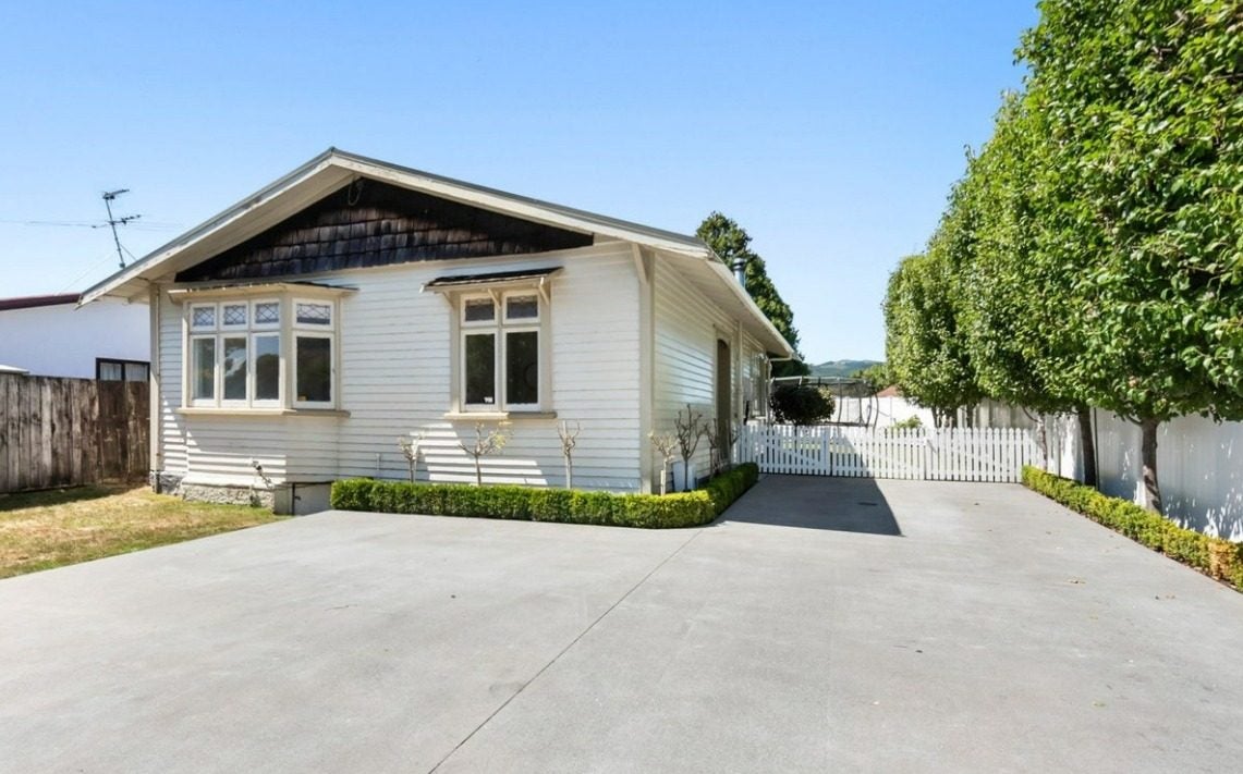 388 Fergusson Drive, Heretaunga, Upper Hutt - Carousel 19