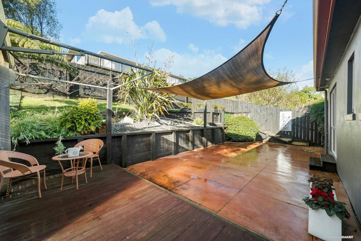 8 Coastal Heights, Stillwater, Silverdale - Carousel 2