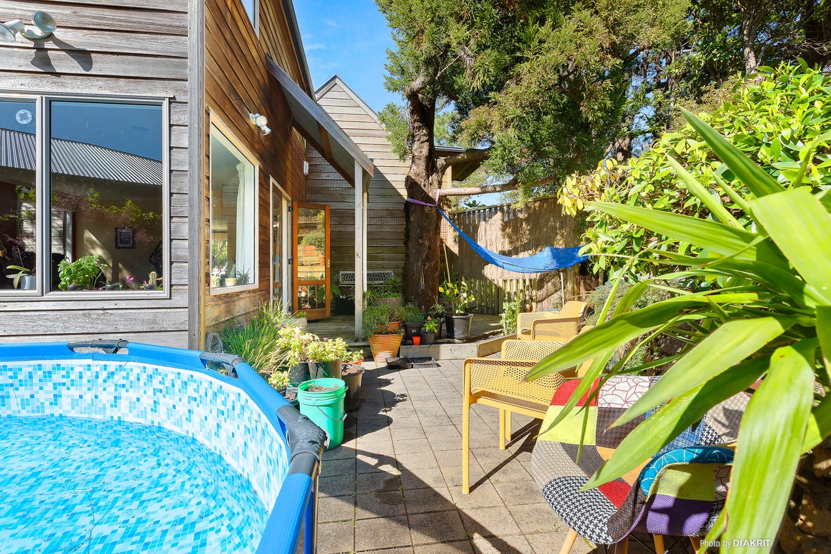 49 Waikowhai Street, Ngaio, Wellington - Carousel 2