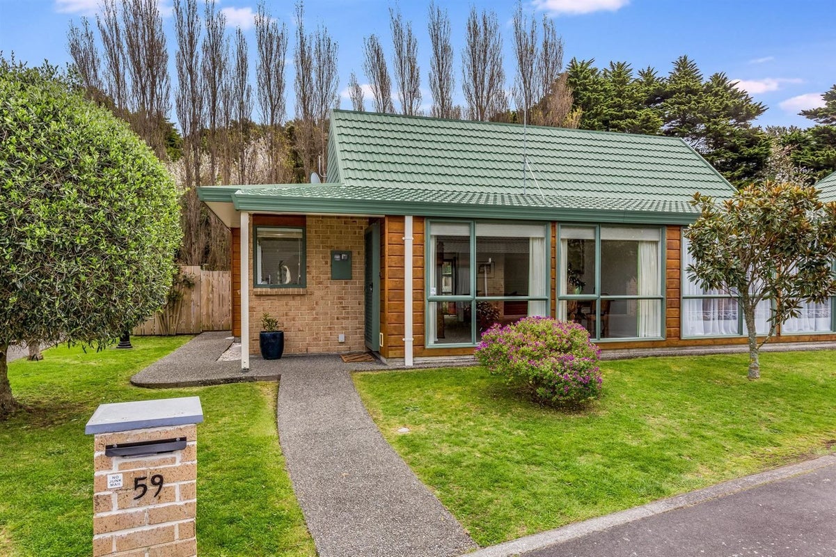 59/42 Main Road, Tawa, Wellington - Carousel 1