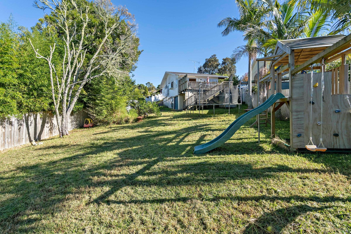 12 Dunraven Place, Torbay, Auckland - Carousel 2