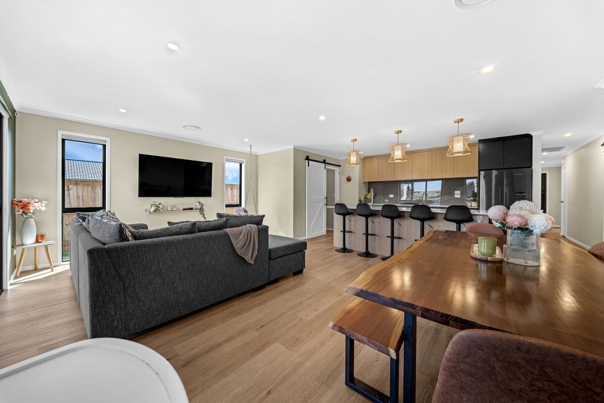 126 Hitchen Road, Pokeno - Carousel 2