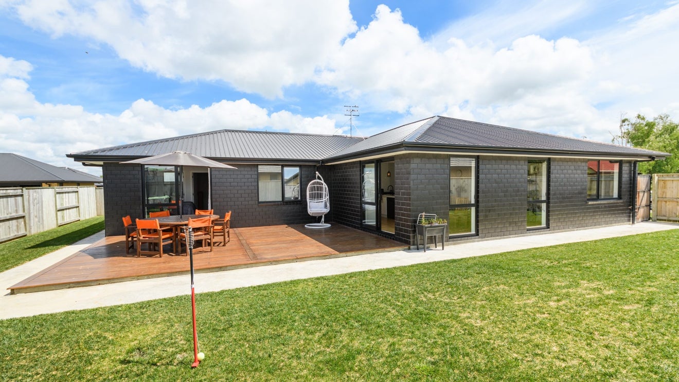 101 Fairs Road, Milson, Palmerston North - Carousel 1