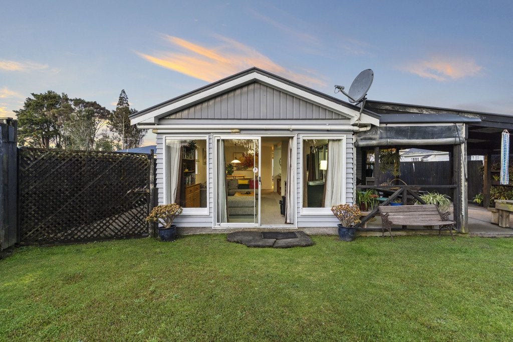 17 Ranui Station Road, Ranui, Auckland - Carousel 2