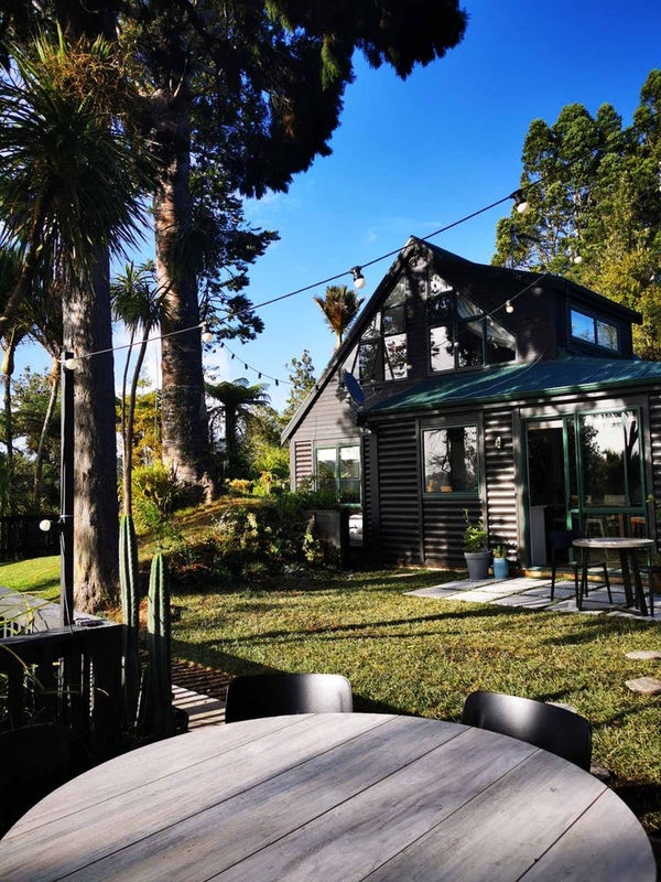 740A West Coast Road, Oratia, Auckland - Carousel 1